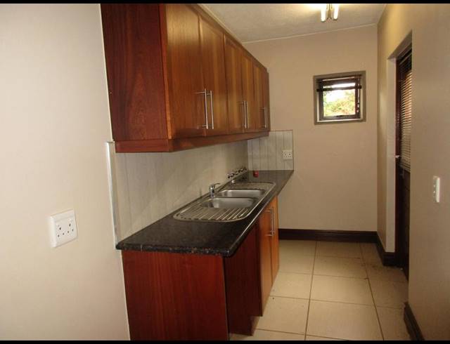 2 BEDROOM HOUSE FOR SALE IN RETIRE AT MIDSTREAM